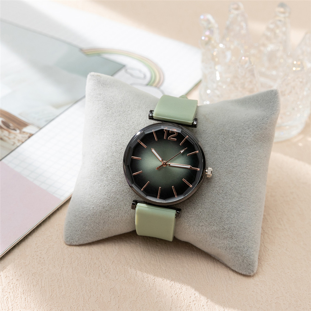 Montre à quartz à cadran noir  - Outdoor Sport Watch avis et prix