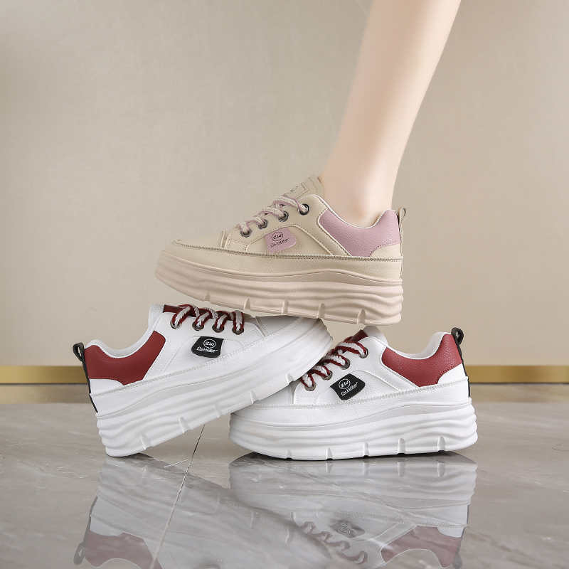 Baskets montantes pour femmes  - Outdoor Sport Brand Shoes avis et prix
